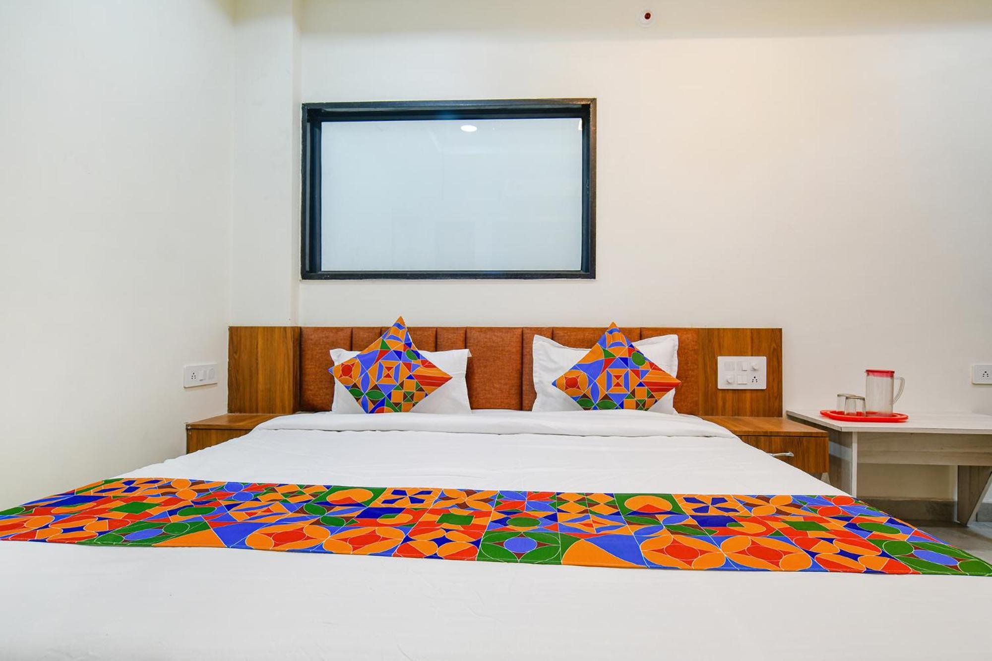 Fabhotel Shree Nakoda Paradise ウッジャイン エクステリア 写真