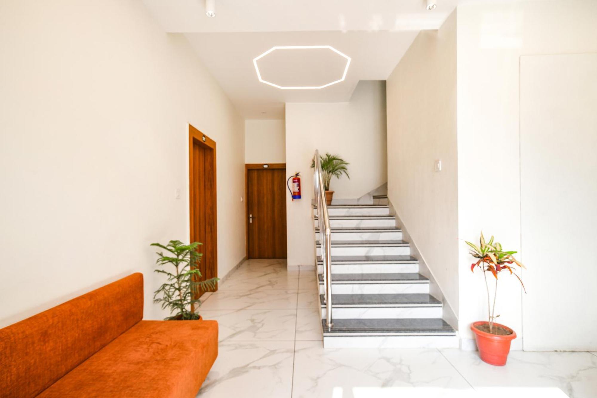 Fabhotel Shree Nakoda Paradise ウッジャイン エクステリア 写真